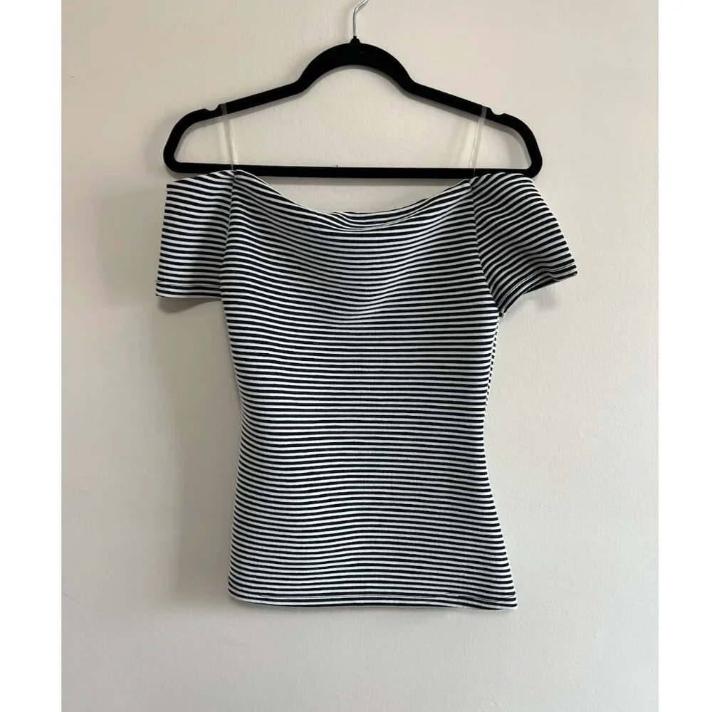 black and white striped top - Picture 4 of 4